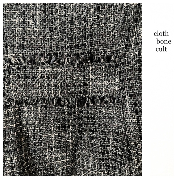 GUESS Woven Black & White Hooded COAT (EUC) - Picture 9 of 16